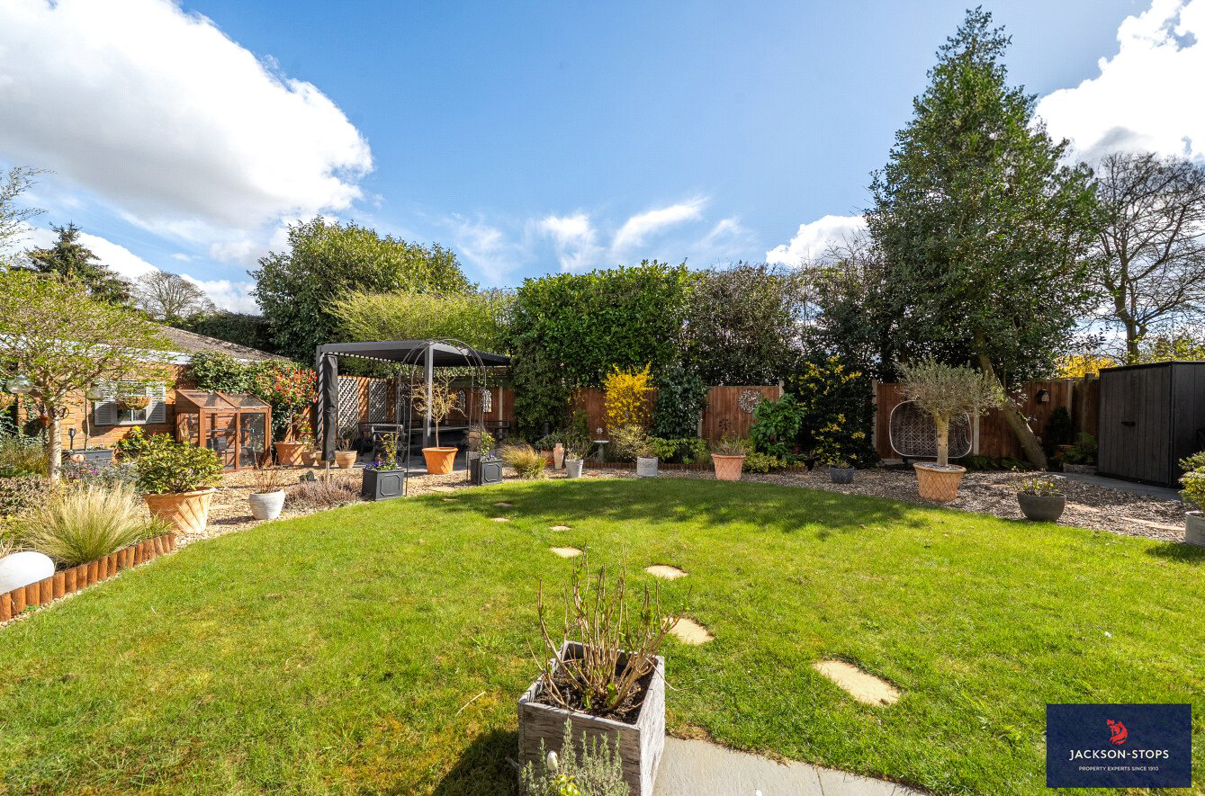 Stratford Close, Toddington, Central Bedfordshire, LU5, photo 22