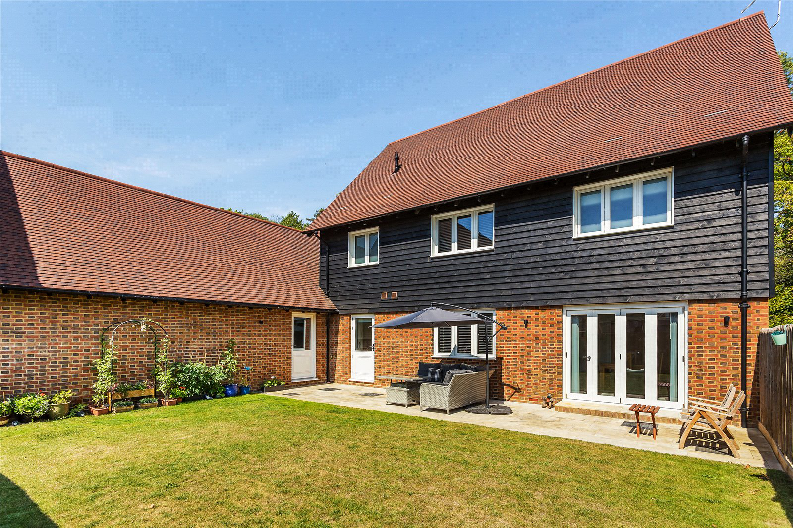 Malthouse Lane, Horley, Surrey, RH6, photo 4