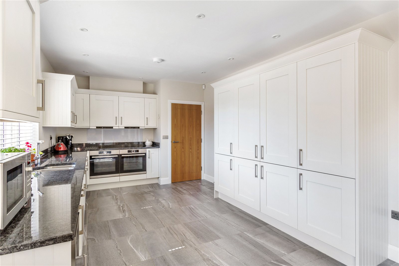 Malthouse Lane, Horley, Surrey, RH6, photo 5