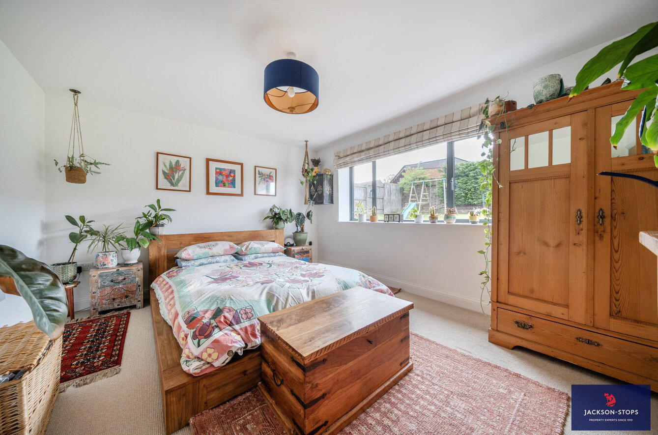 Bridle Way, Toddington, Bedfordshire, LU5, photo 11