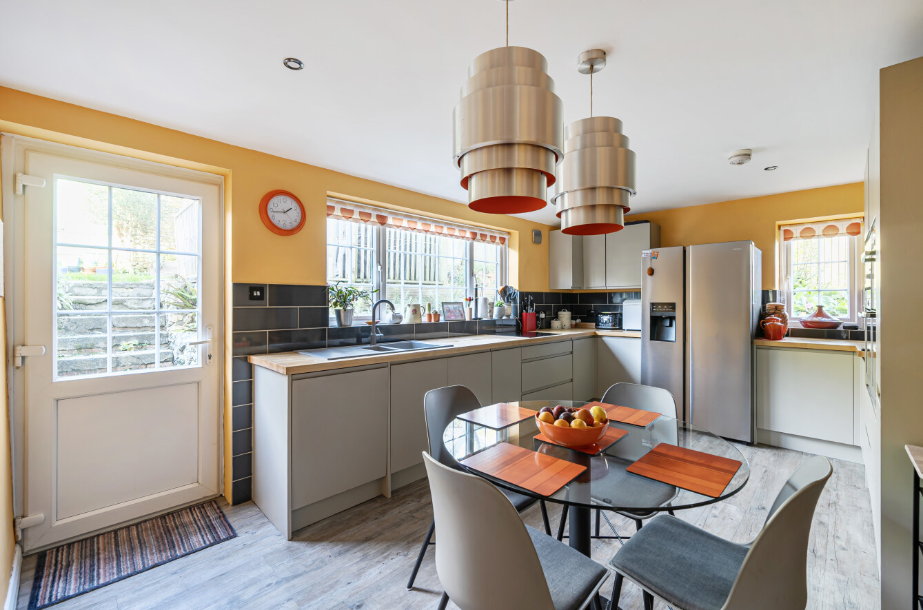 The Green, Morcombelake, Bridport, Dorset, DT6, photo 10