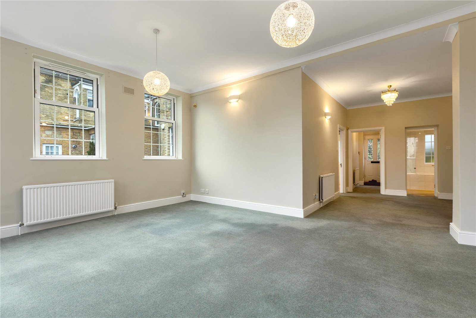 Sitting/Dining Room