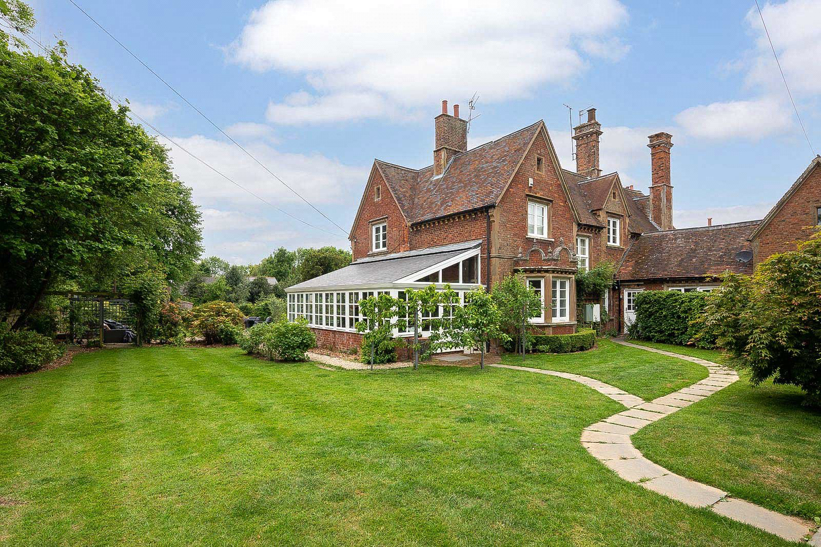 High Street, Ridgmont, Bedfordshire, MK43