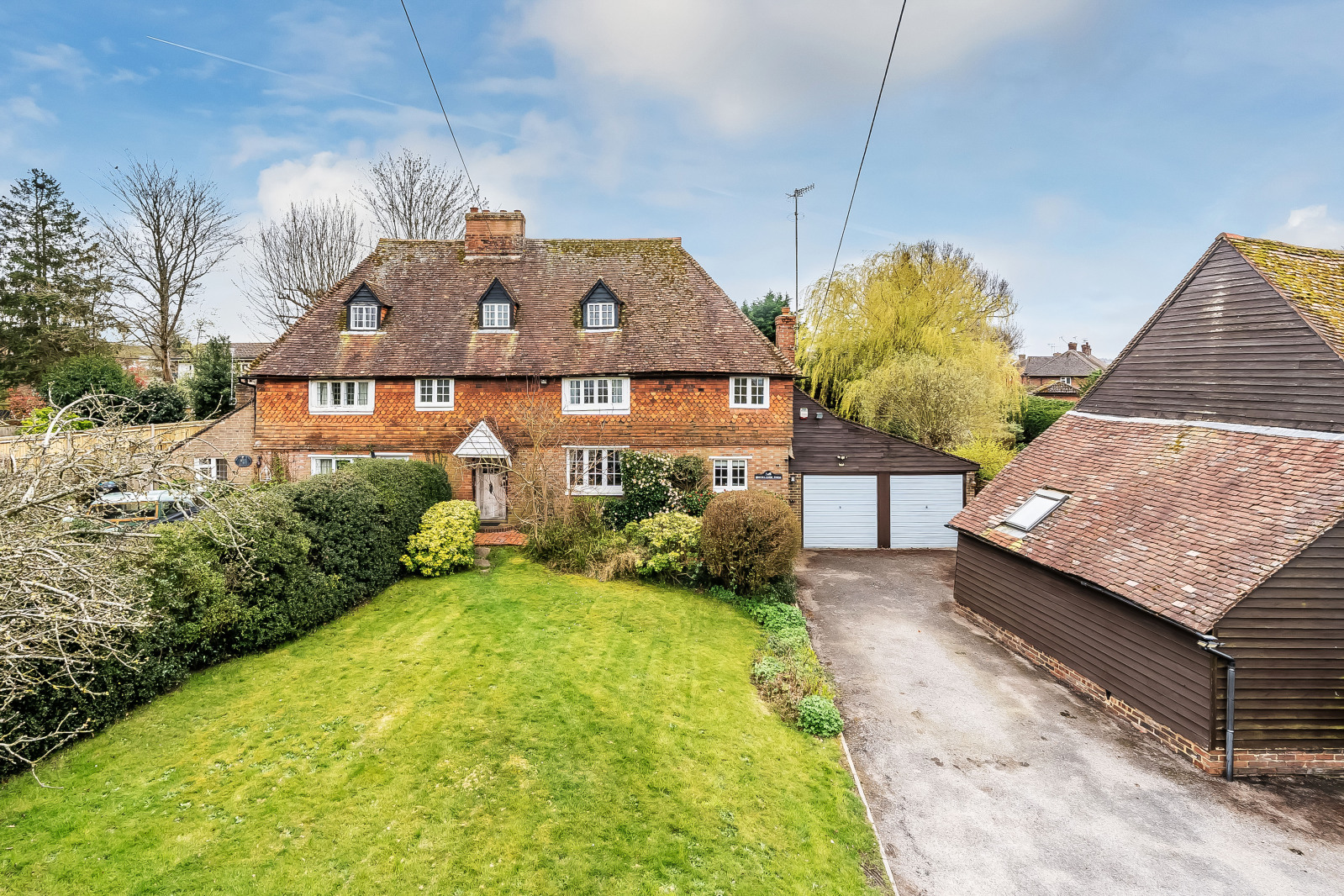 Newchapel Road, Lingfield, Surrey, RH7