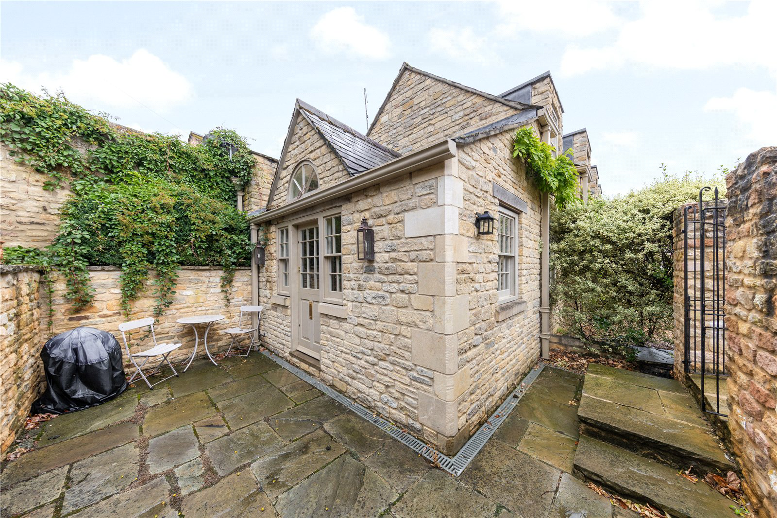 Sycamore Grove, Sycamore Grove Estate (Private), off Drumming Well Lane, Oundle, PE8, photo 15