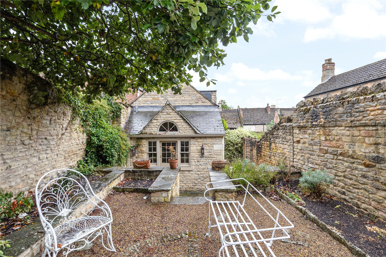 Sycamore Grove, Sycamore Grove Estate (Private), off Drumming Well Lane, Oundle, PE8, photo 13