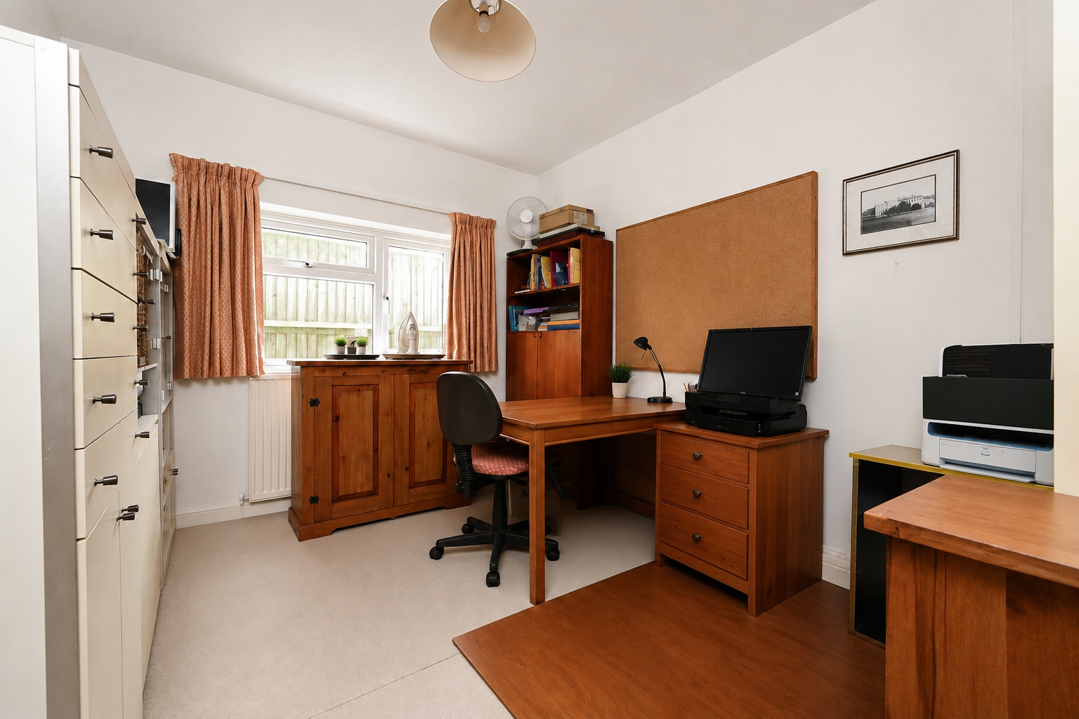 Beaconsfield Road, Chelwood Gate, Haywards Heath, East Sussex, RH17, photo 11
