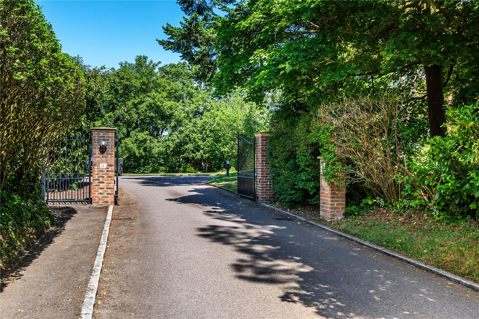 Flanchford Road, Reigate, Surrey, RH2, photo 12