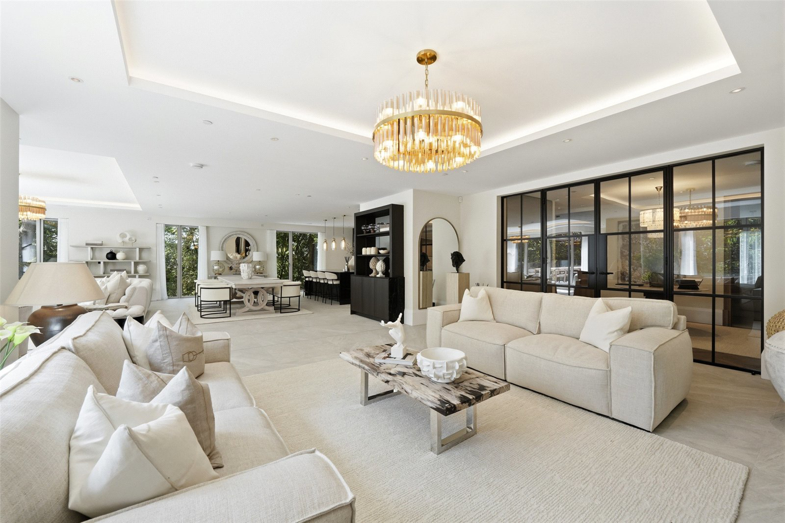 Living Dining Area