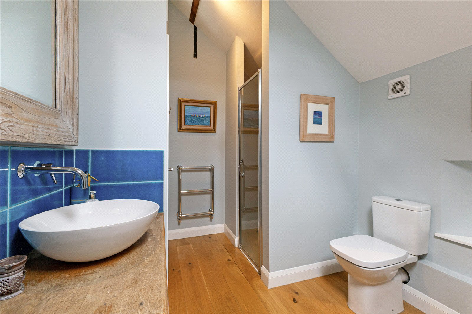 Main Bedroom Ensuite