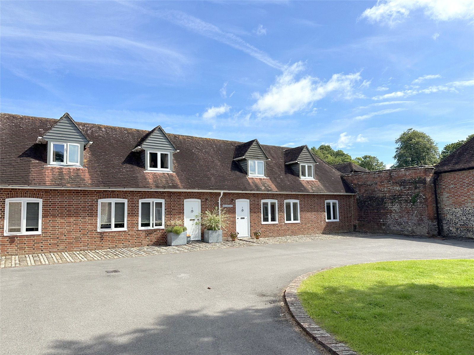 Downs Road, West Stoke, Chichester, West Sussex, PO18, photo 2