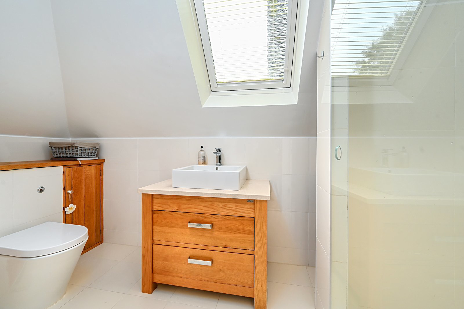 High Beeches Lane, Handcross, West Sussex, RH17, photo 22