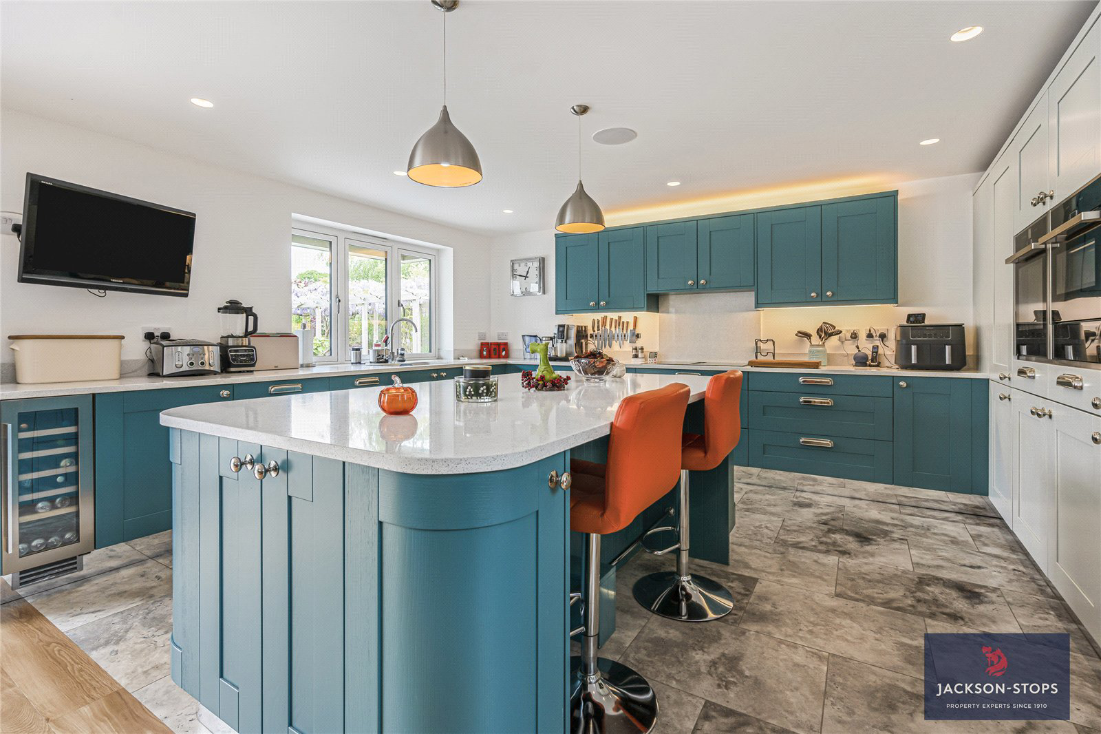 Walden Road, Sewards End, Saffron Walden, Essex, CB10, photo 8