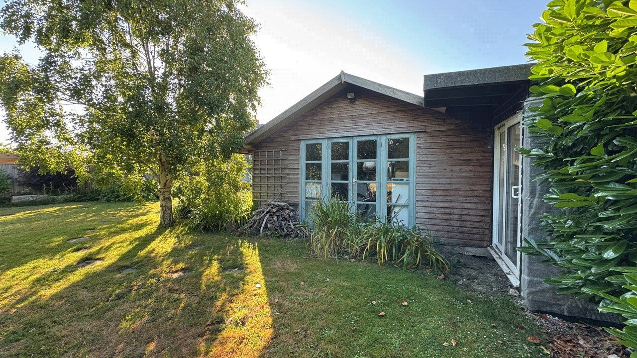 Lockgate Road, Sidlesham Common, Chichester, West Sussex, PO20, photo 24