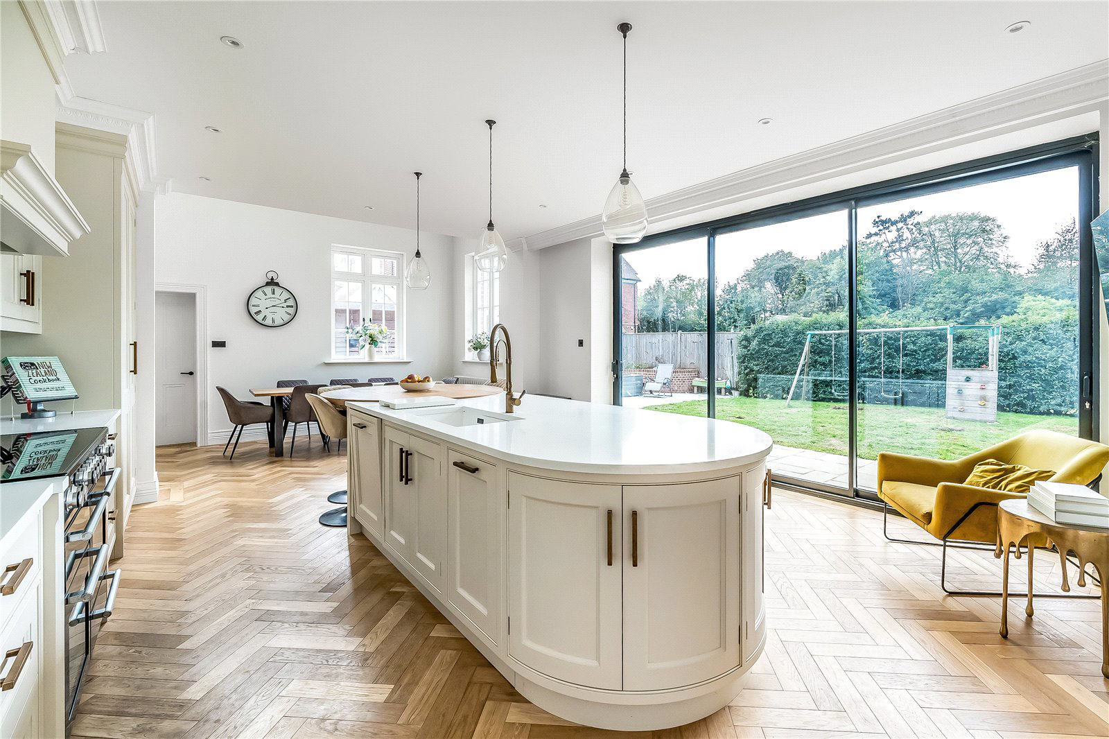 The Ridge, Woldingham, Caterham, Surrey, CR3, photo 5