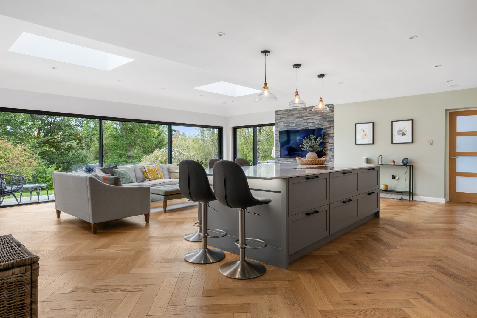 Warden Court, Cuckfield, Haywards Heath, West Sussex, RH17, photo 3