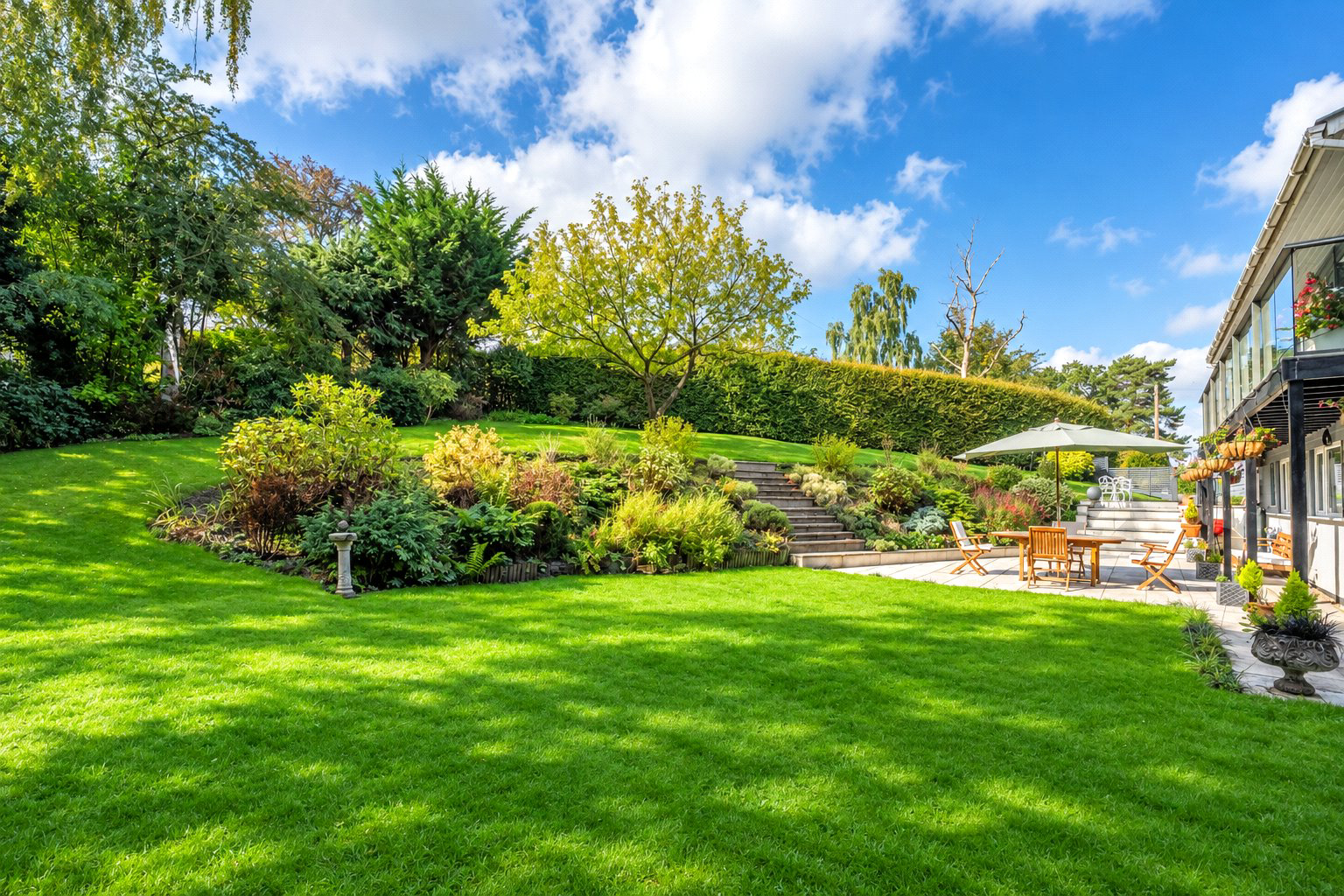 Uvedale Road, Limpsfield, Oxted, Surrey, RH8, photo 2