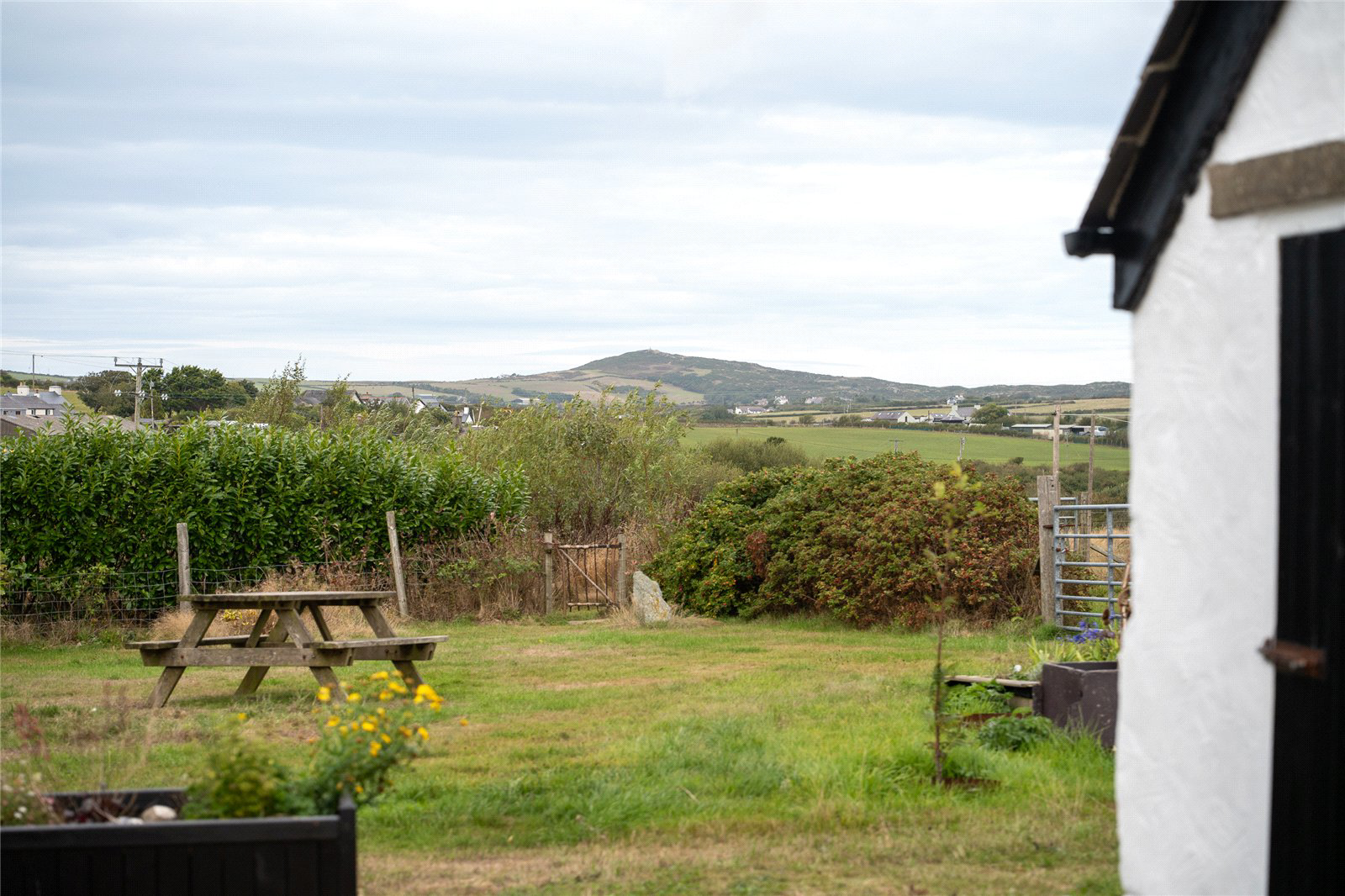 Llanfaethlu, Holyhead, Anglesey, LL65, photo 18
