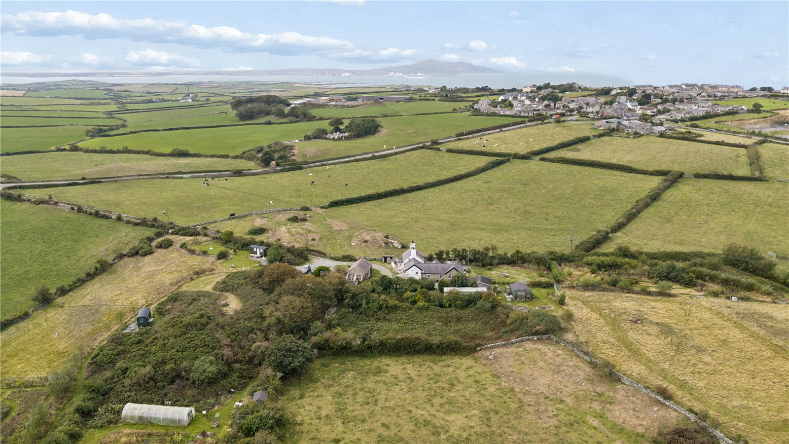 Llanfaethlu, Holyhead, Anglesey, LL65, photo 29