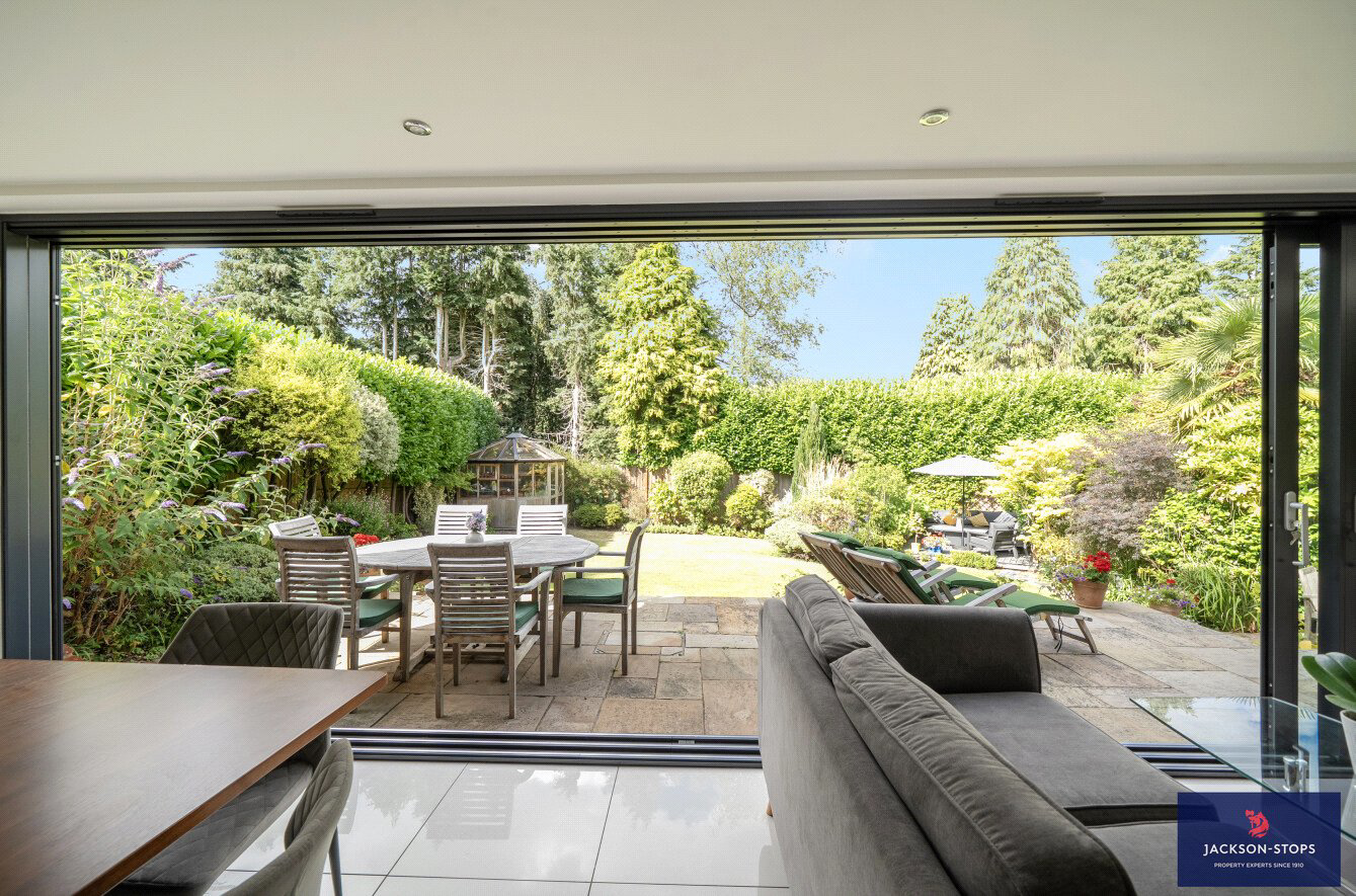 Mentone Avenue, Aspley Guise, Bedfordshire, MK17, photo 8