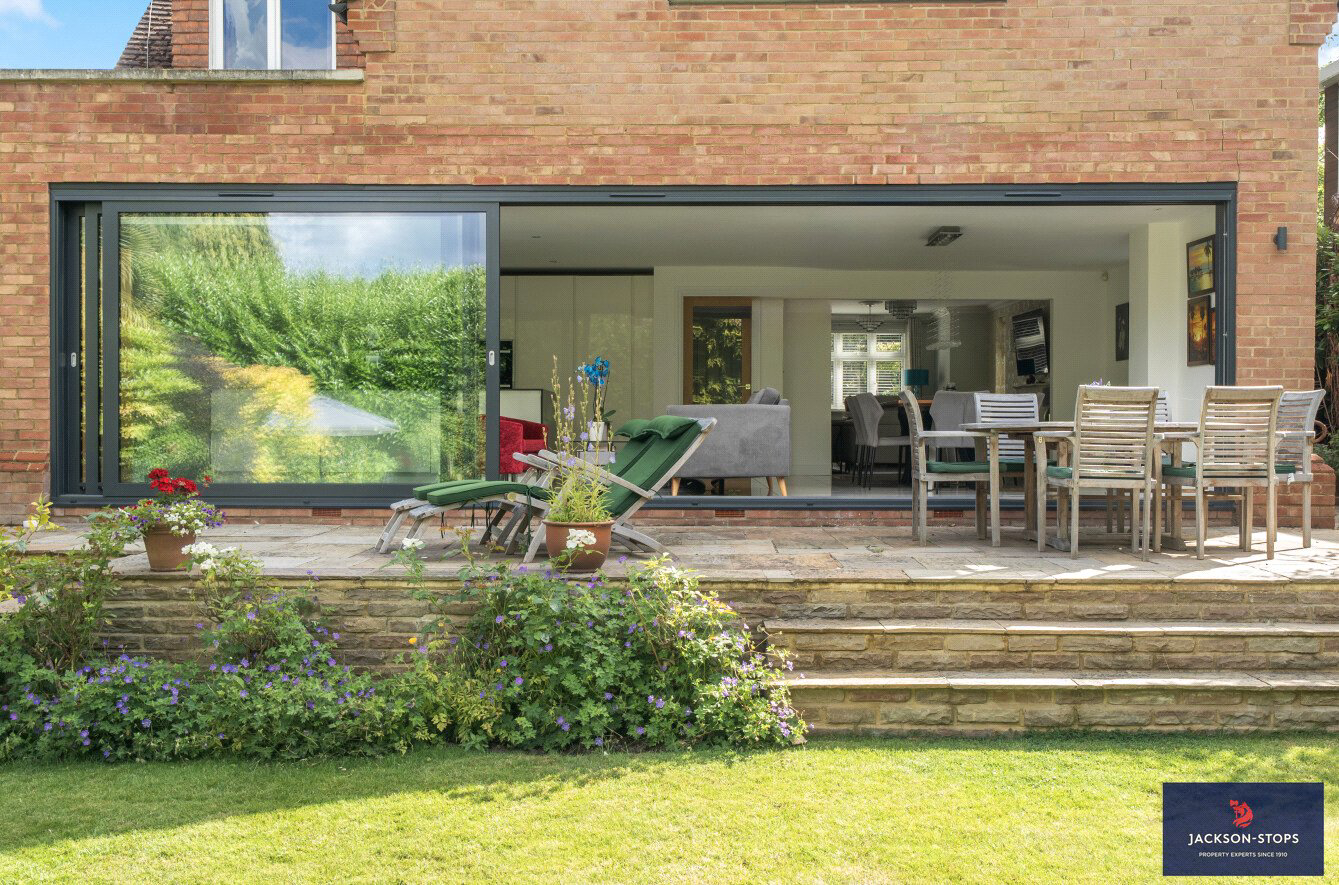 Mentone Avenue, Aspley Guise, Bedfordshire, MK17, photo 22
