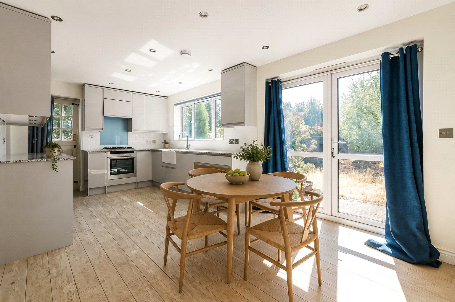 Evesham Road North, Reigate, Surrey, RH2, photo 2