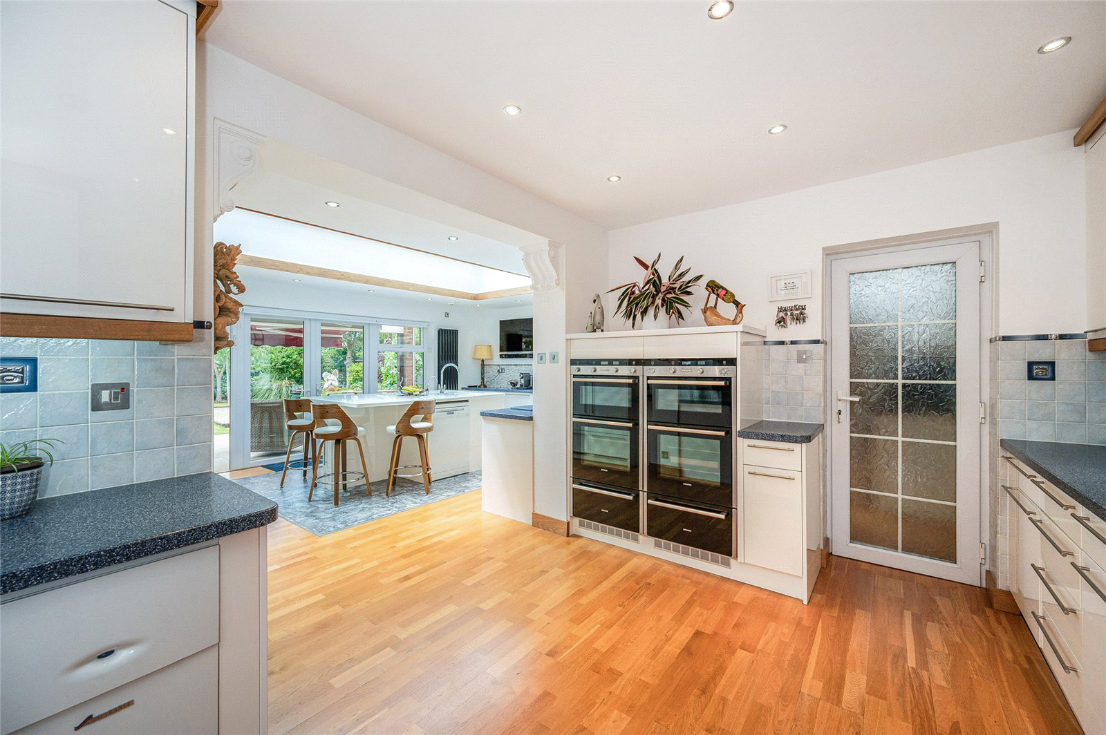 Havant Road, Hayling Island, Hampshire, PO11, photo 5