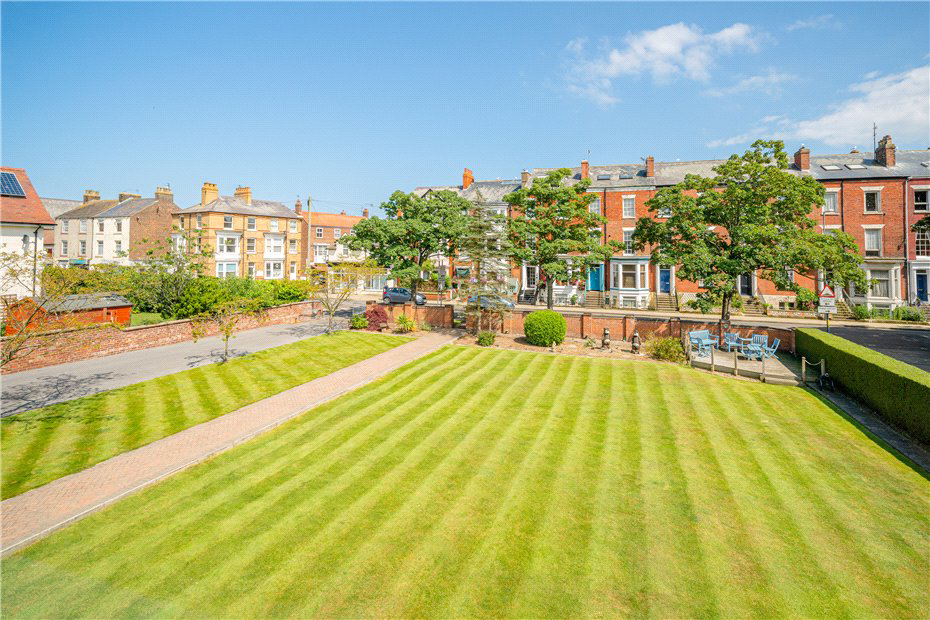 Thornton House, 16 West Avenue, Filey, North Yorkshire, YO14, photo 15