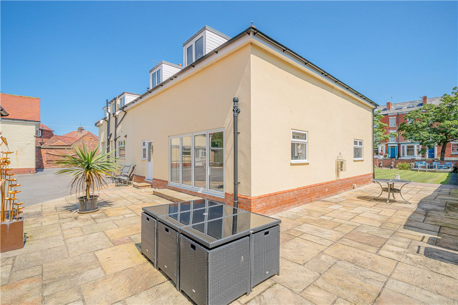 Thornton House, 16 West Avenue, Filey, North Yorkshire, YO14, photo 16