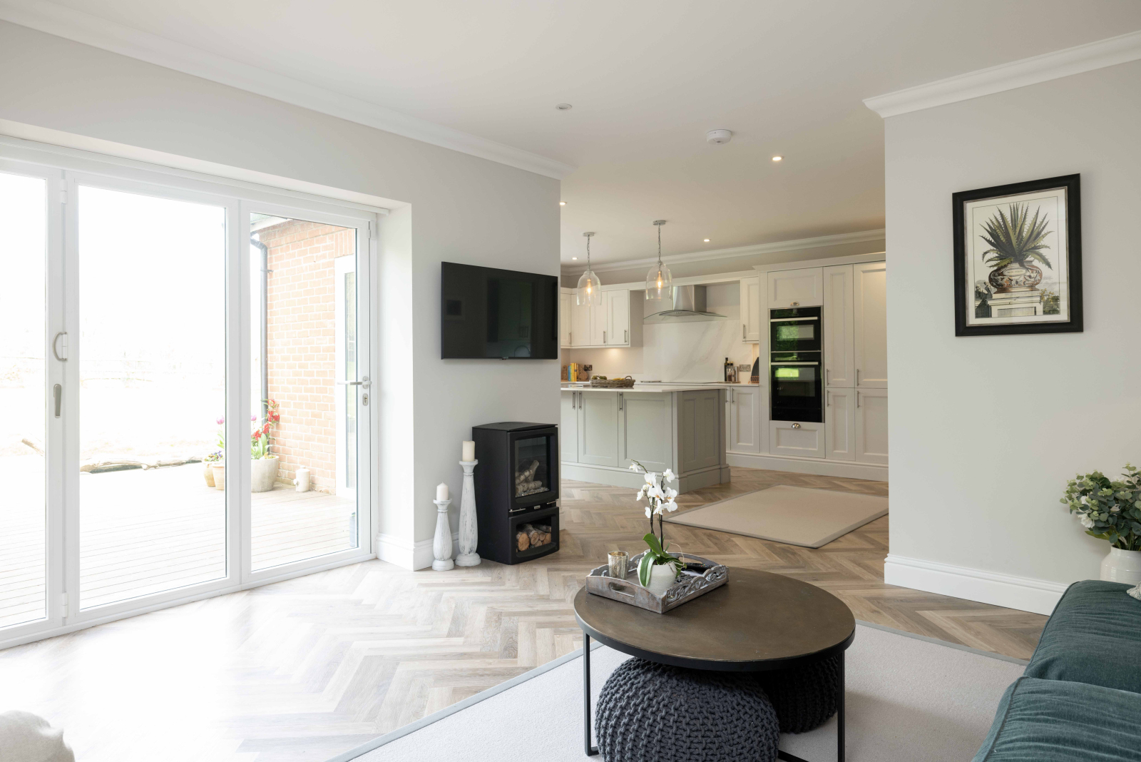 Coombe Hill Road, East Grinstead, RH19, photo 11