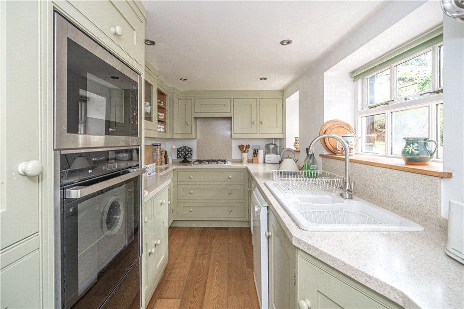 Castlegate, Kirkbymoorside, York, North Yorkshire, YO62, photo 4