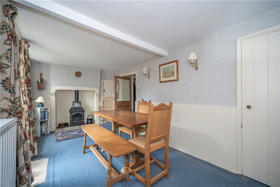 Castlegate, Kirkbymoorside, York, North Yorkshire, YO62, photo 3