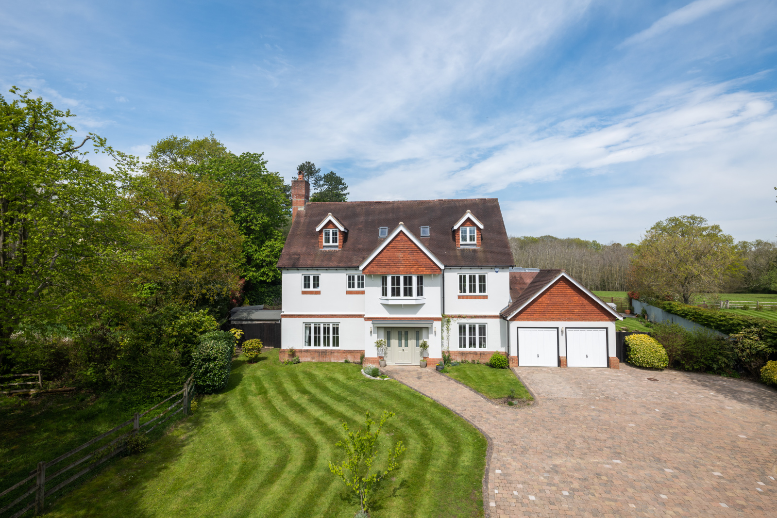 Coombe Hill Road, East Grinstead, RH19, photo 22