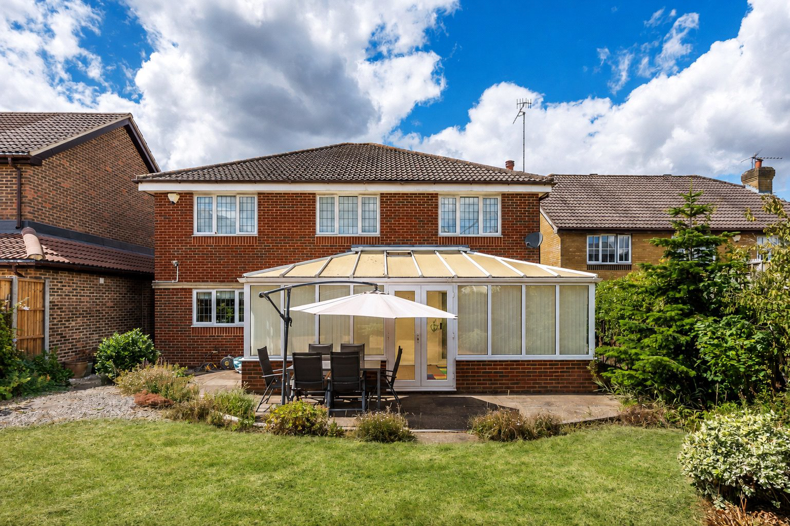 Dumville Drive, Godstone, Surrey, RH9