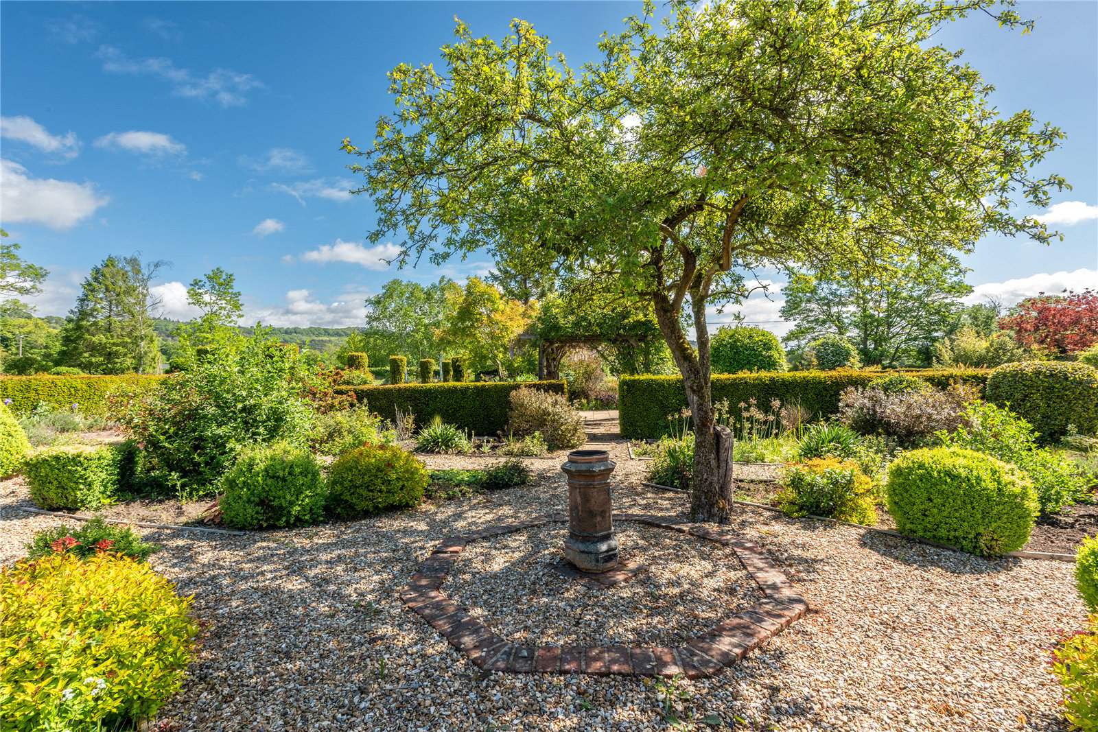 Rectory Lane, Buckland, Betchworth, Surrey, RH3, photo 33