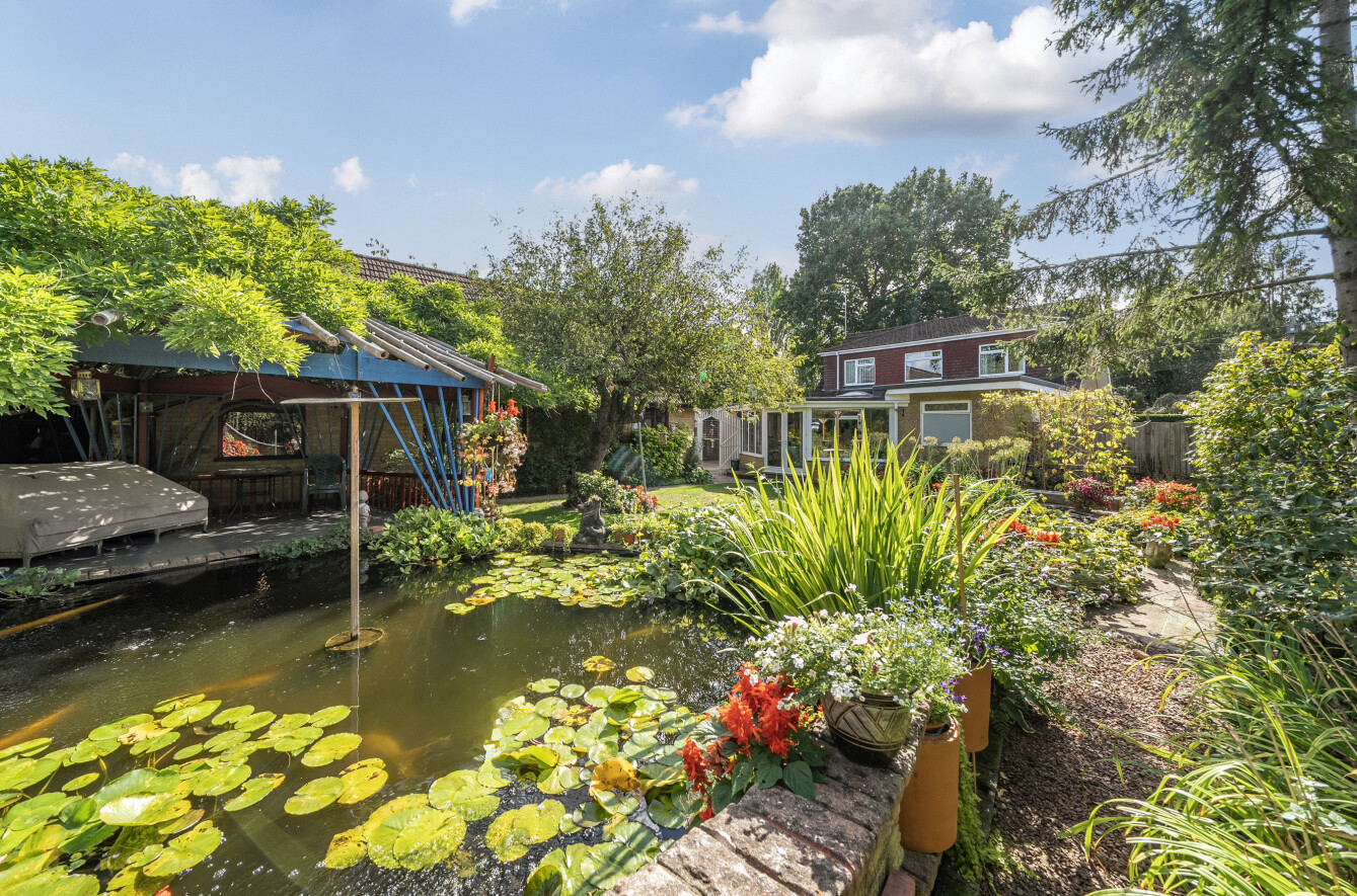 Fenns Lane, West End, Woking, GU24, photo 2