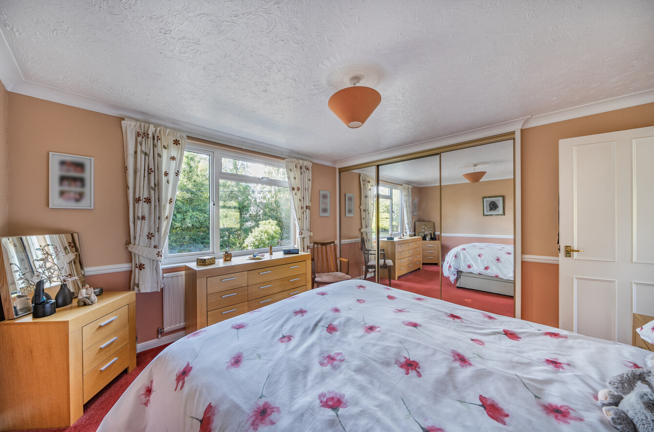 Fenns Lane, West End, Woking, GU24, photo 21