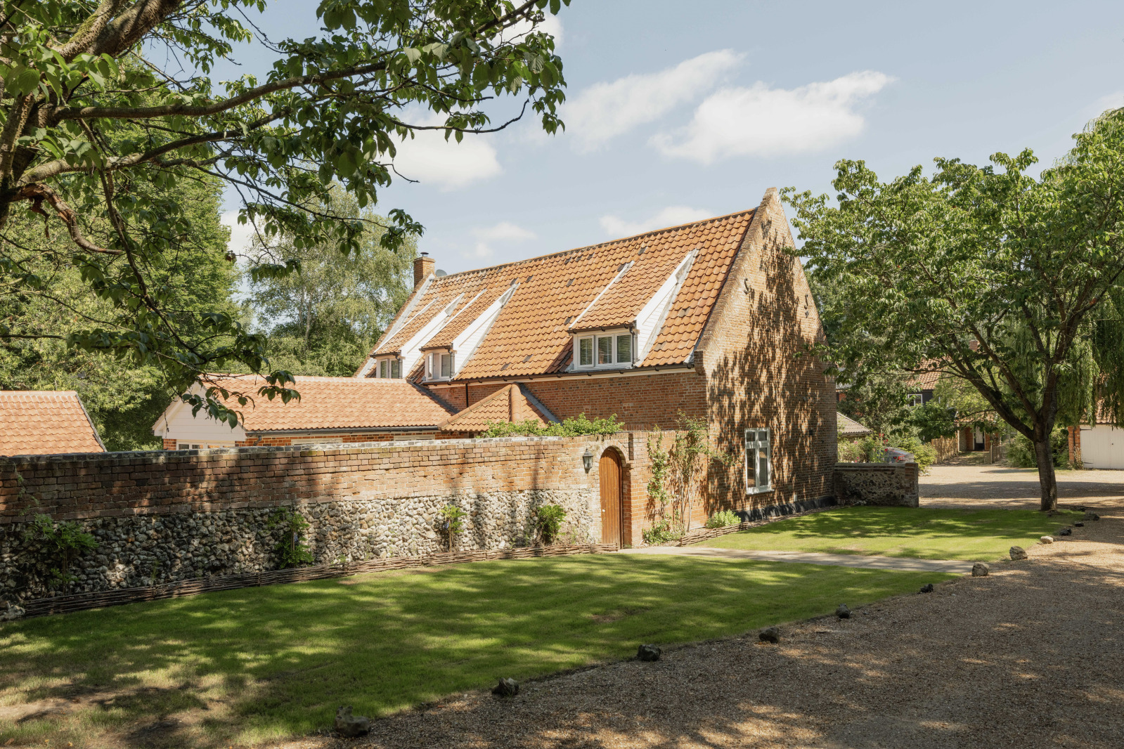 Watton Road, Colney, Norwich, Norfolk, NR4, photo 2