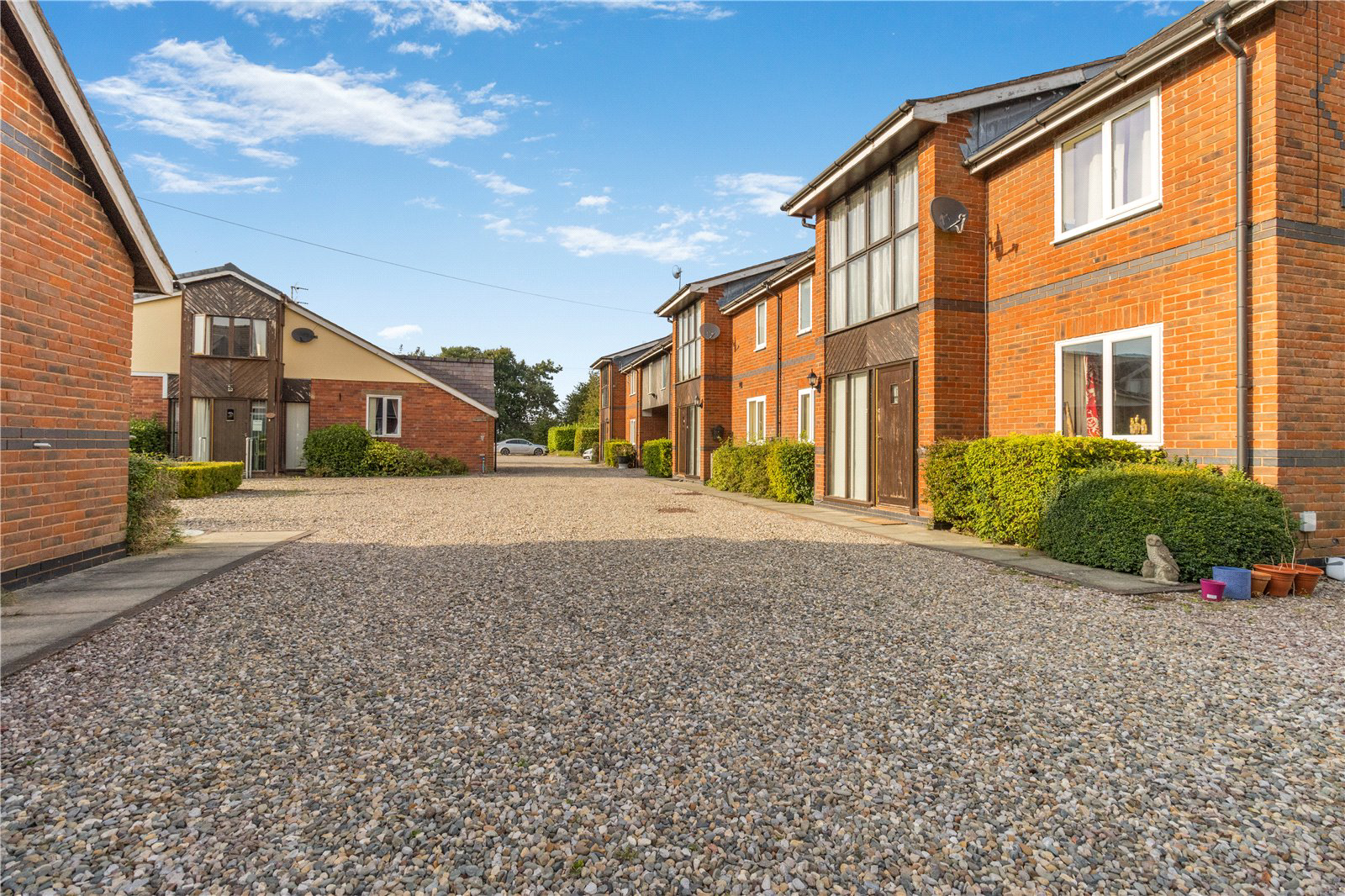 Parkside, Nr Rossett, Wrexham, LL12, photo 18