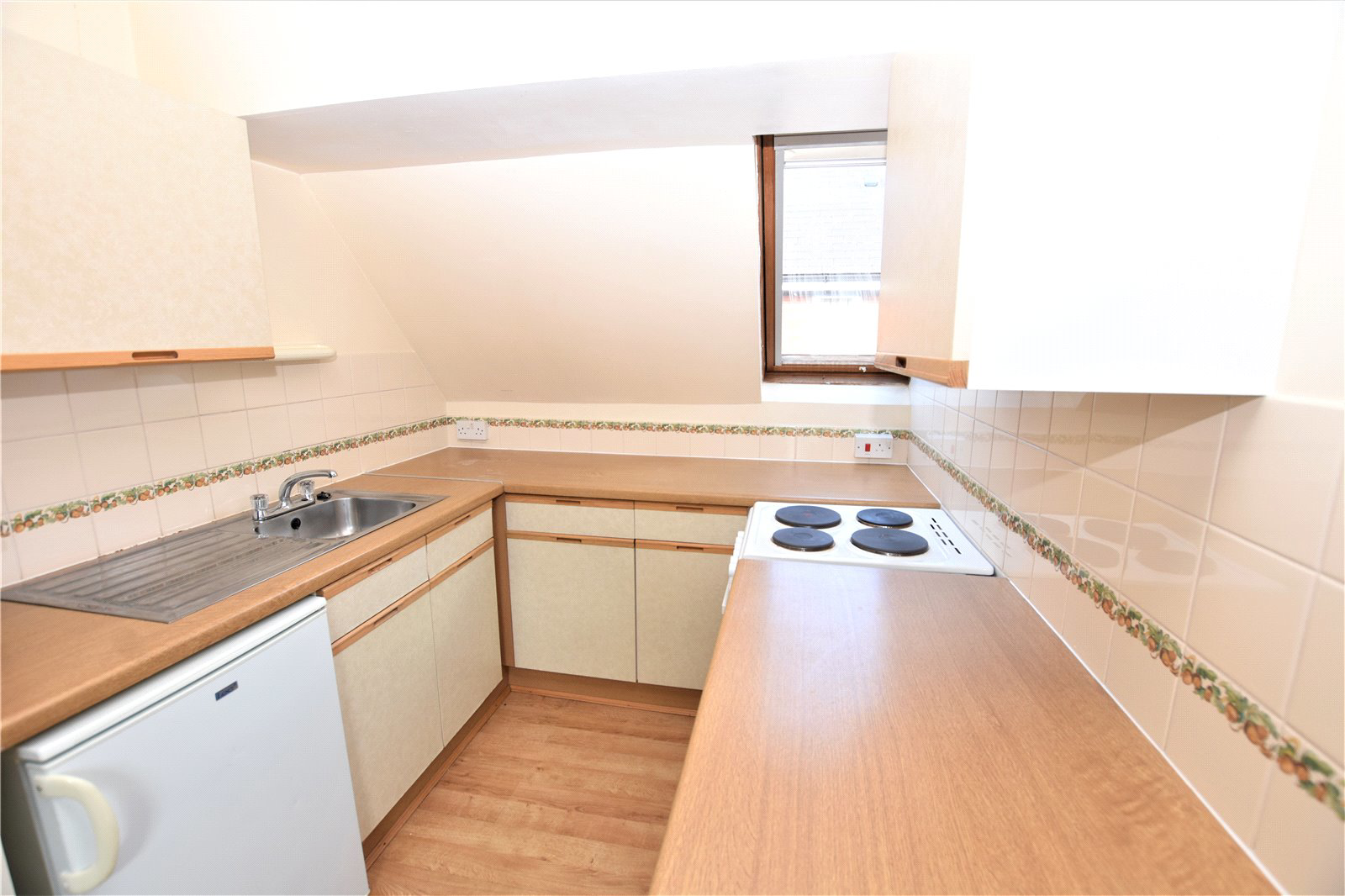 Parkside, Nr Rossett, Wrexham, LL12, photo 21