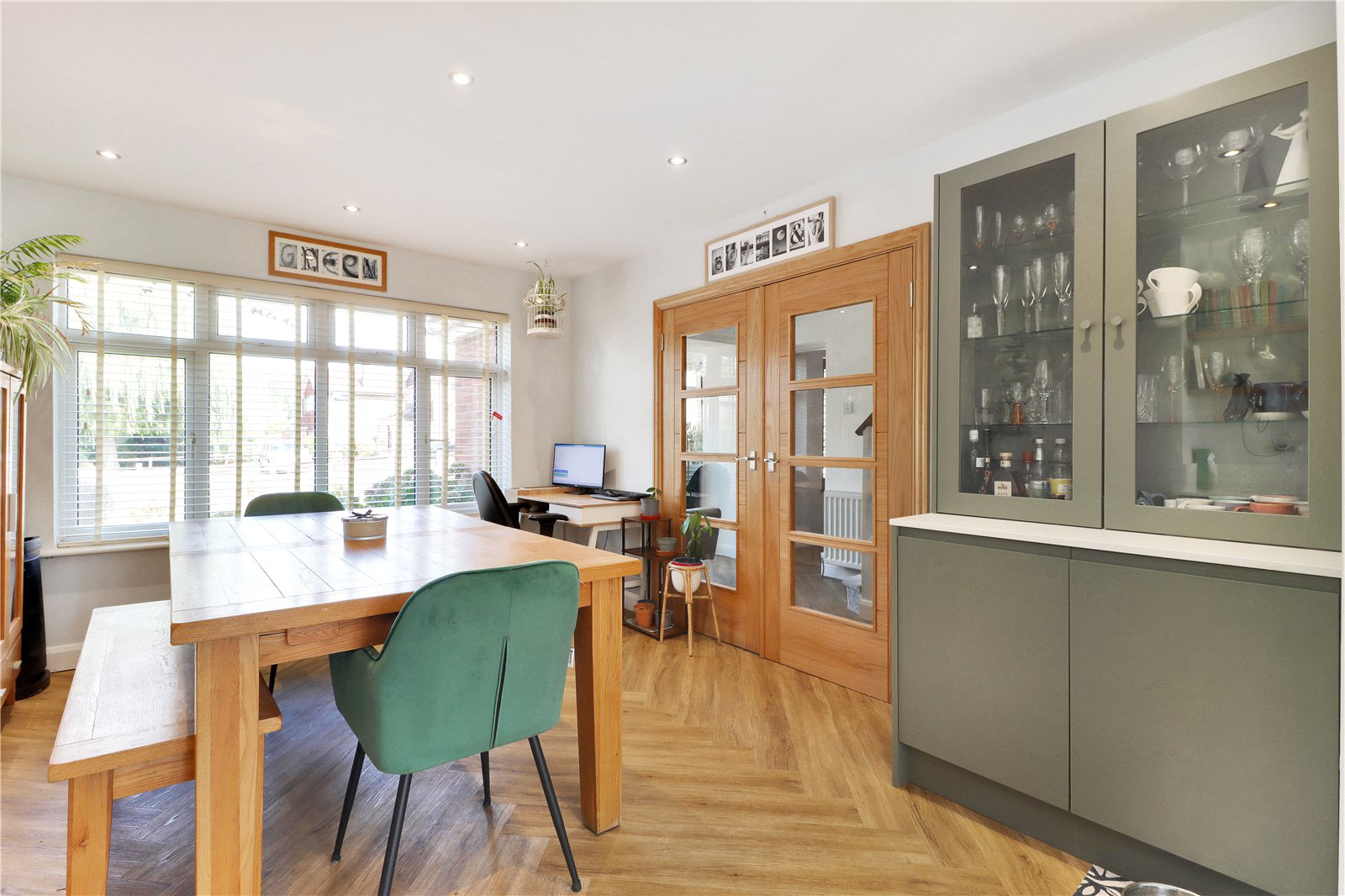 Kitchen/Dining