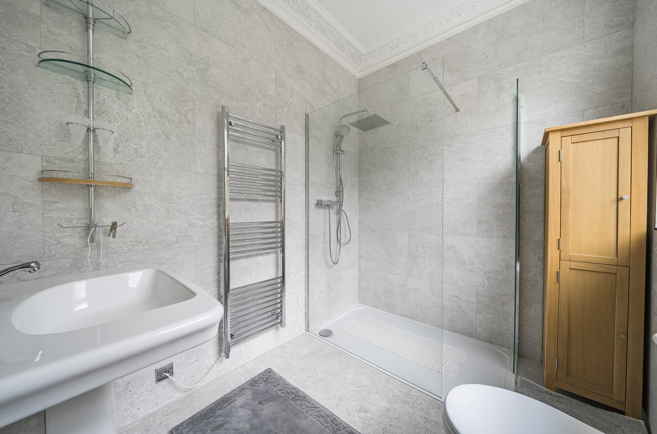 Maywood Drive, Camberley, Surrey, GU15, photo 19