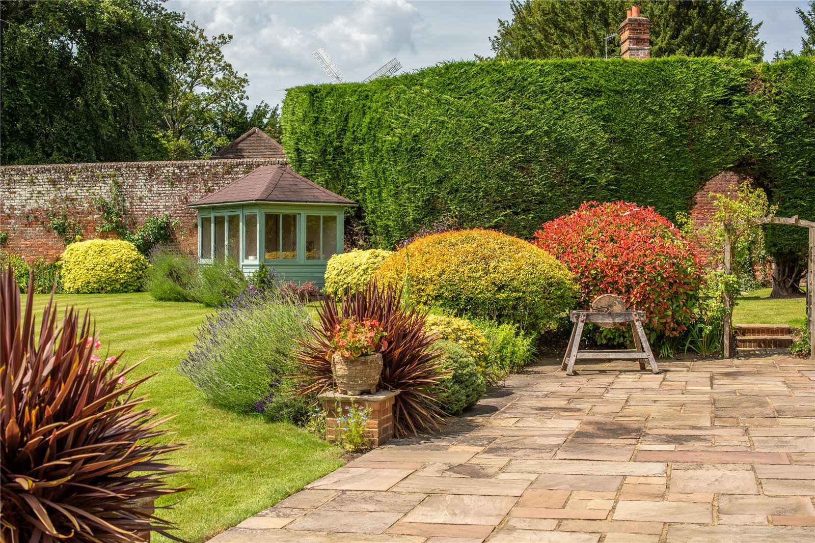 Dungates Lane, Buckland, Betchworth, Surrey, RH3, photo 33