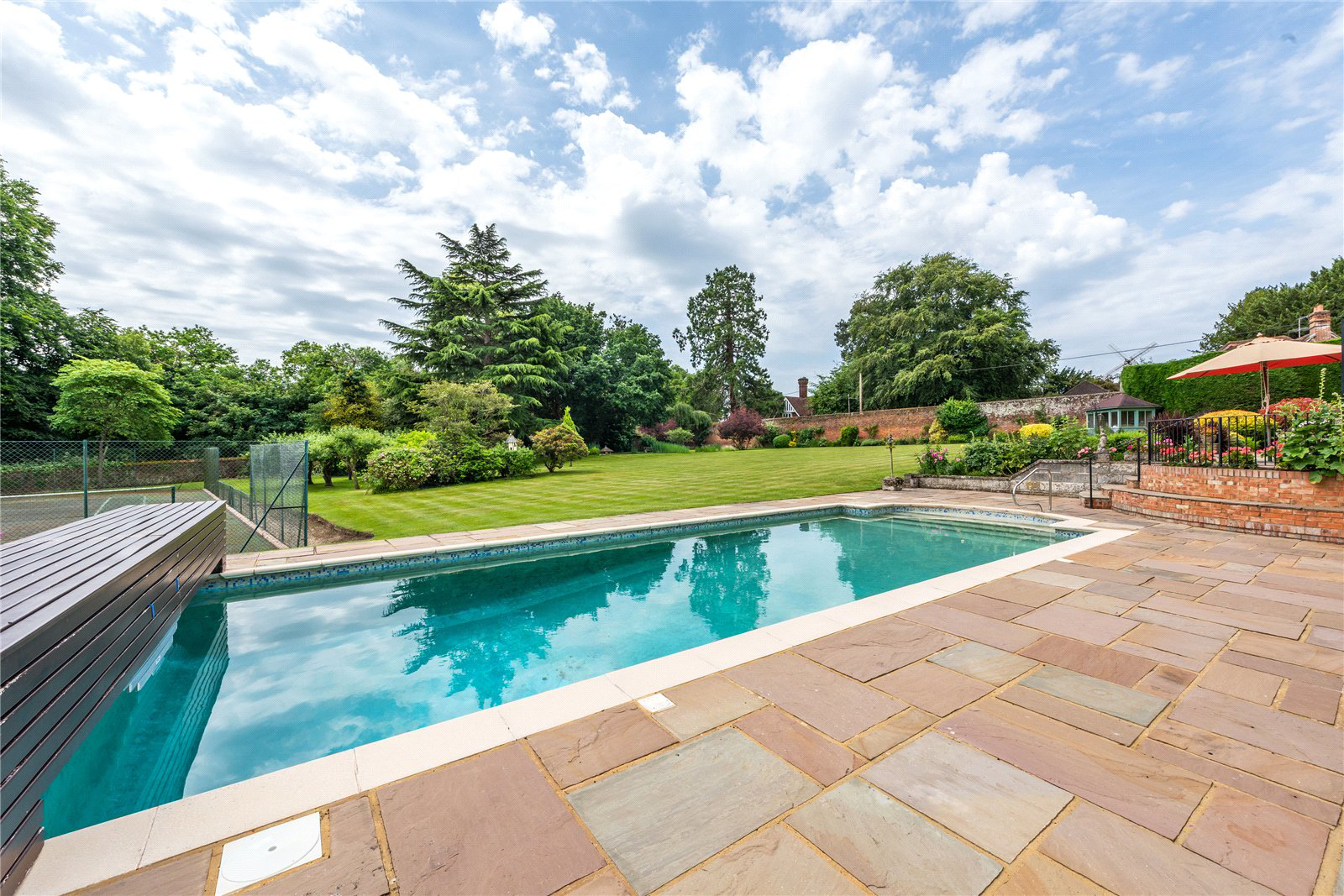 Dungates Lane, Buckland, Betchworth, Surrey, RH3, photo 7