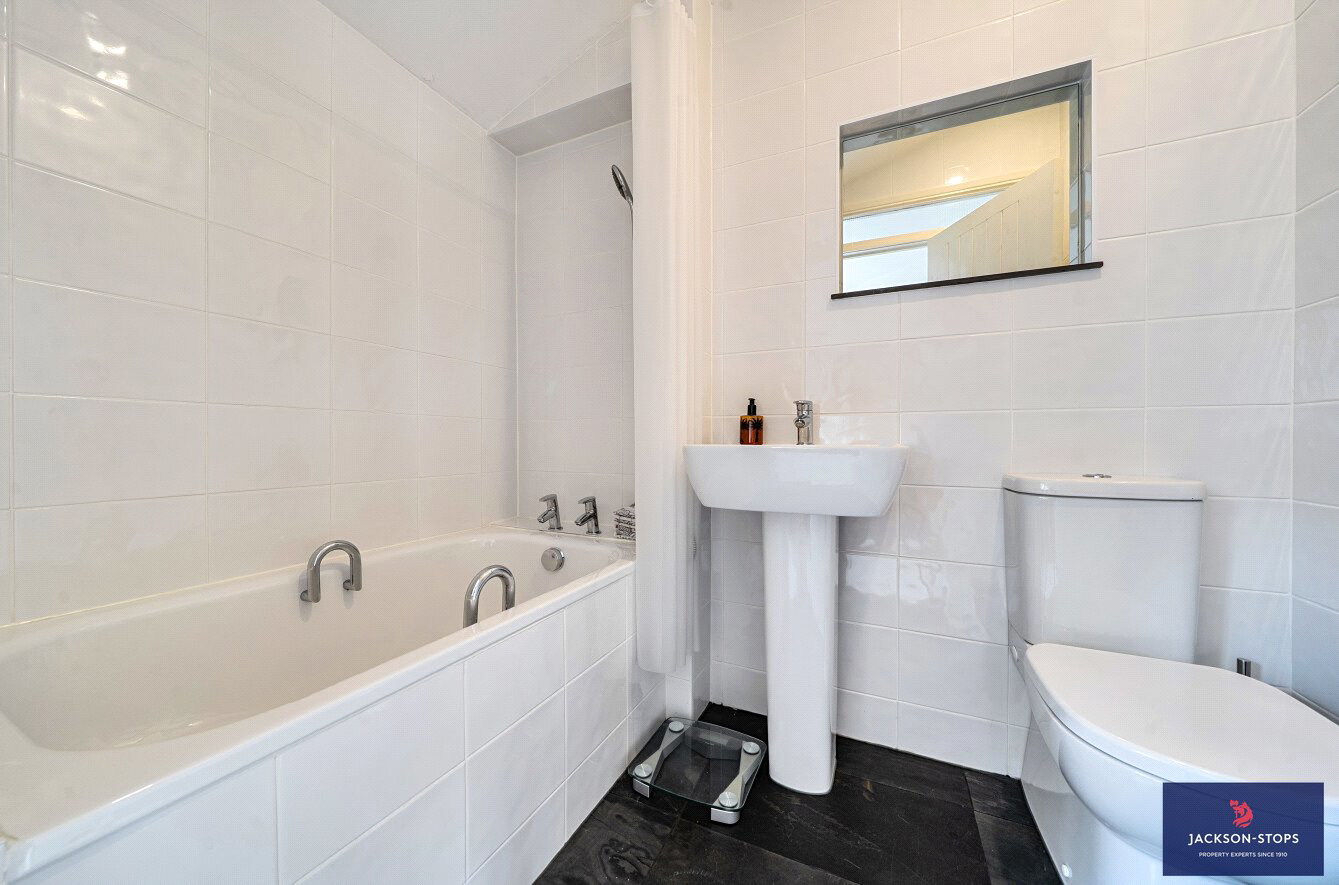 Leighton Road, Heath and Reach, Bedfordshire, LU7, photo 13