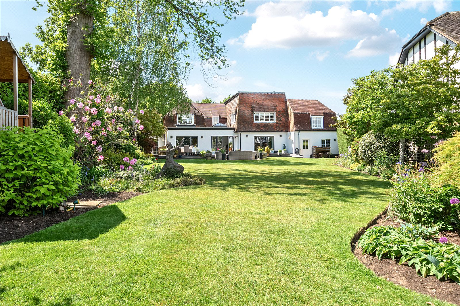Guildford Road, Mayford, Woking, Surrey, GU22