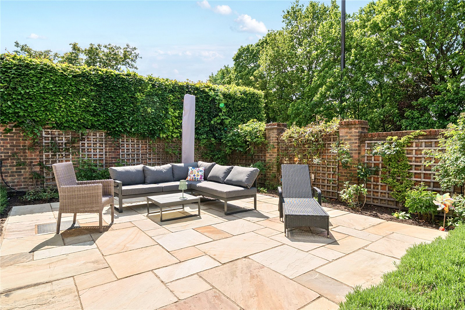 Guildford Road, Mayford, Woking, Surrey, GU22, photo 30