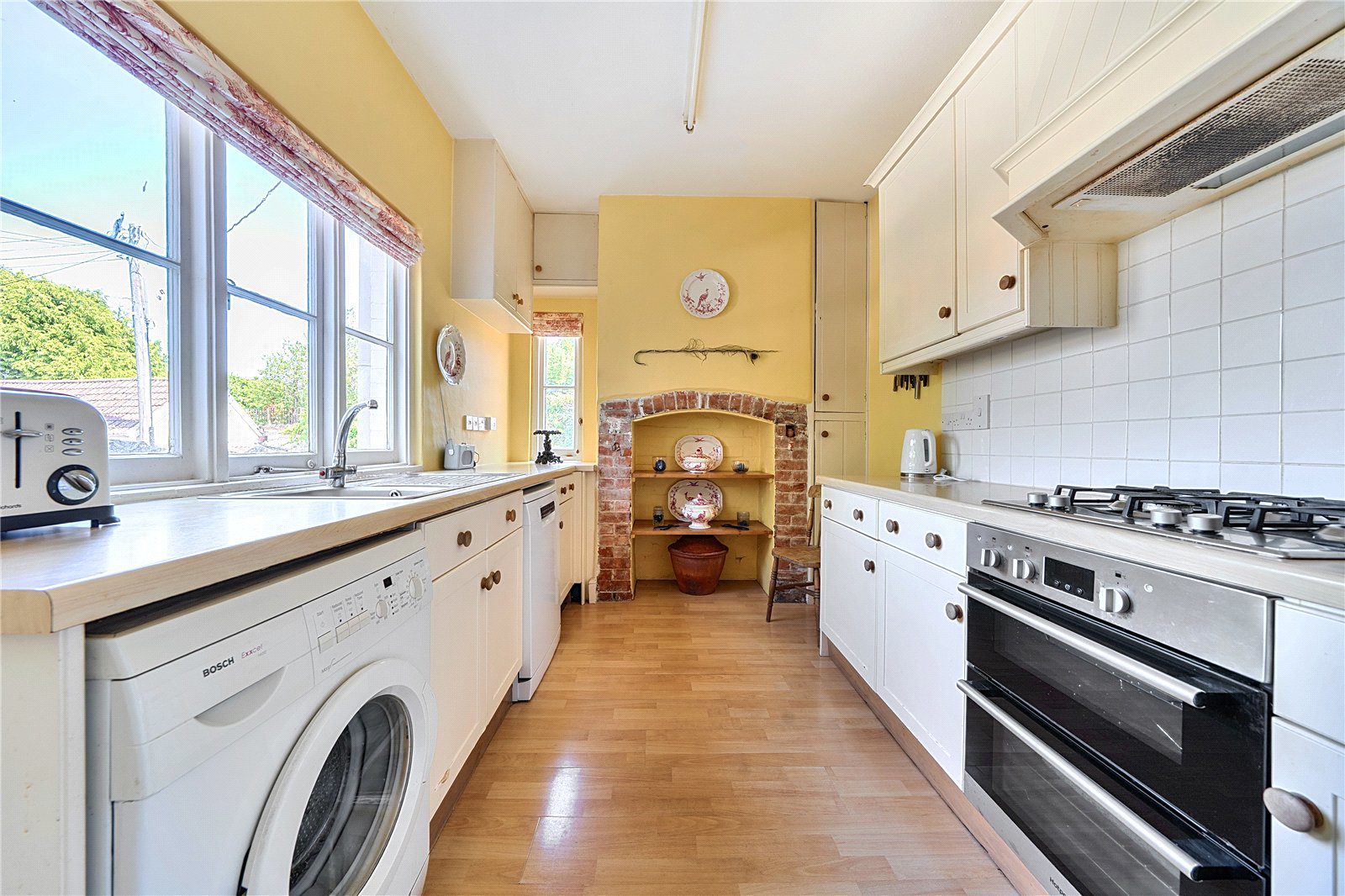 Queen Square, North Curry, Taunton, Somerset, TA3, photo 8