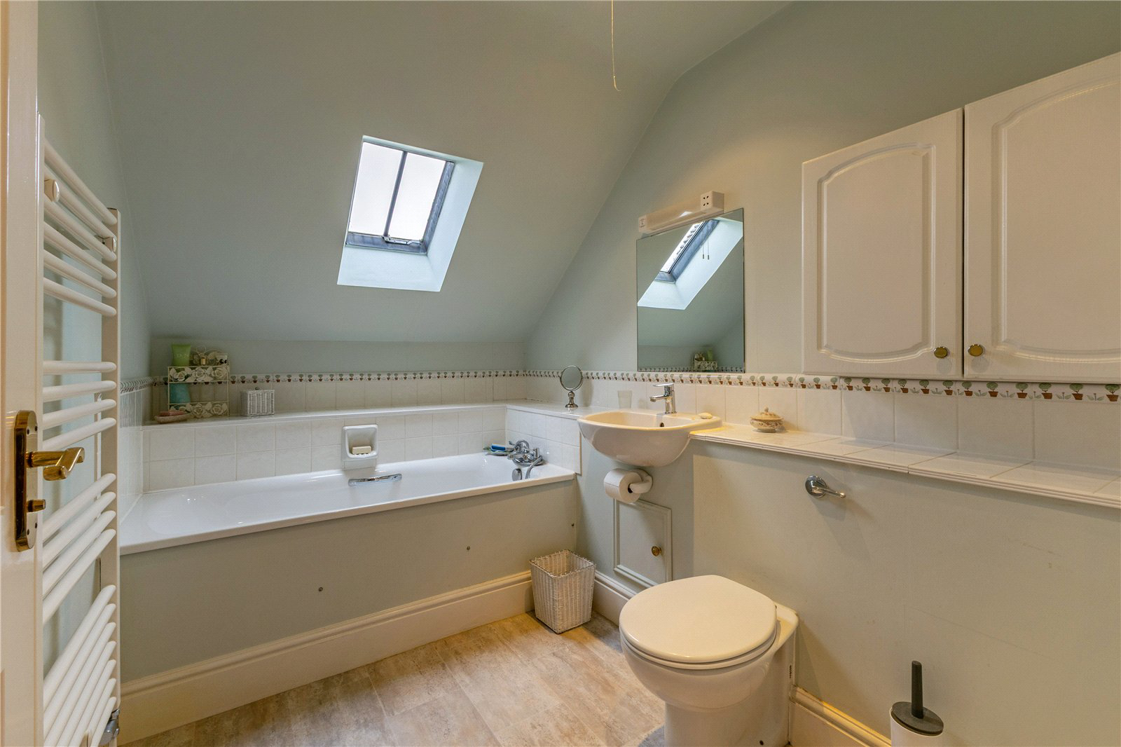 Cowdray Court, North Street, Midhurst, West Sussex, GU29, photo 8