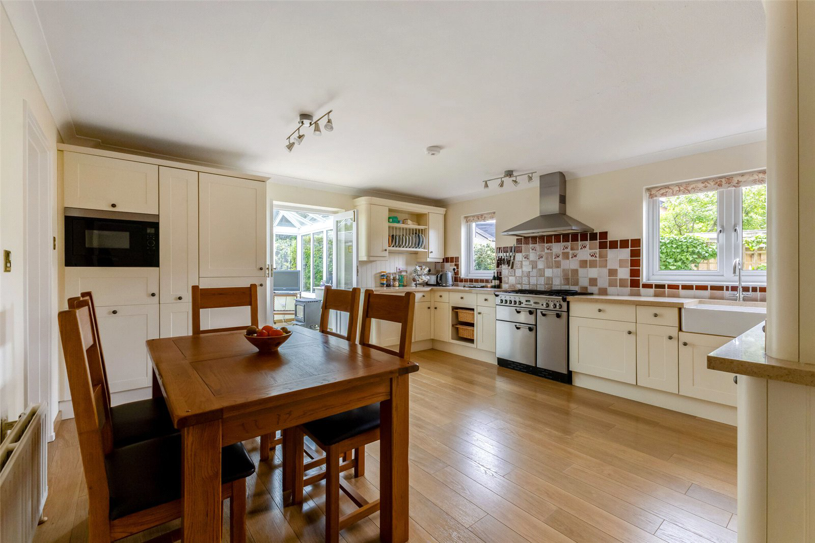 Petersfield Road, Midhurst, West Sussex, GU29, photo 2